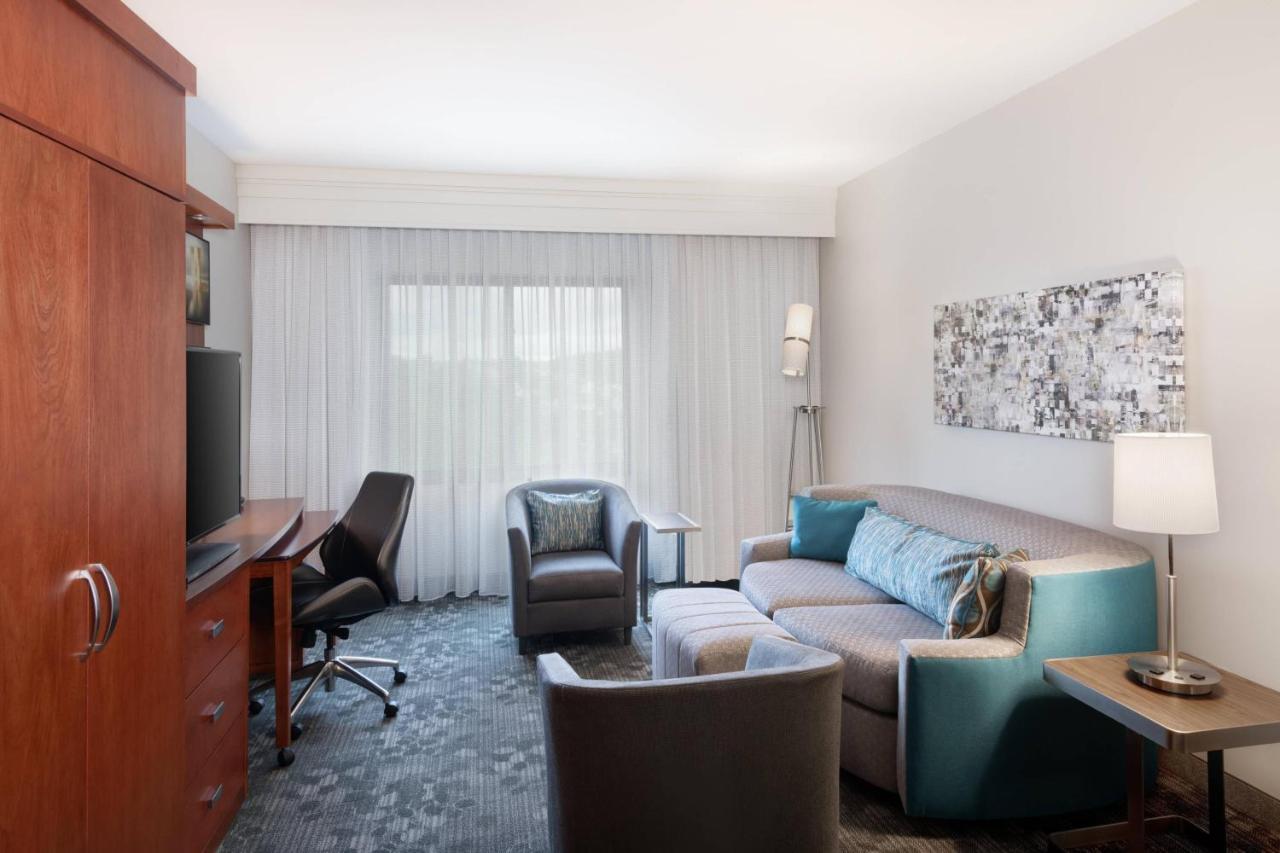 Courtyard By Marriott Pittsburgh Washington Meadow Lands Hotel Exterior foto