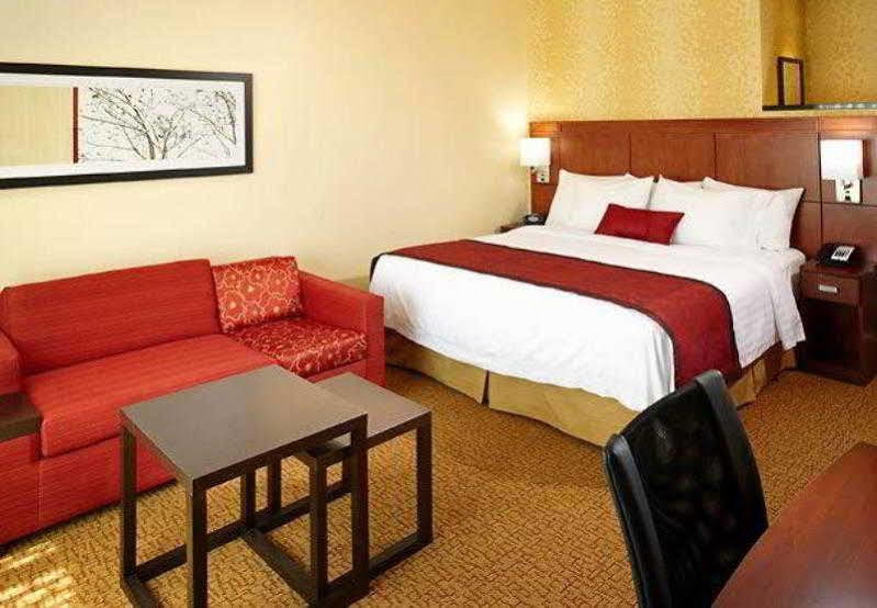 Courtyard By Marriott Pittsburgh Washington Meadow Lands Hotel Exterior foto